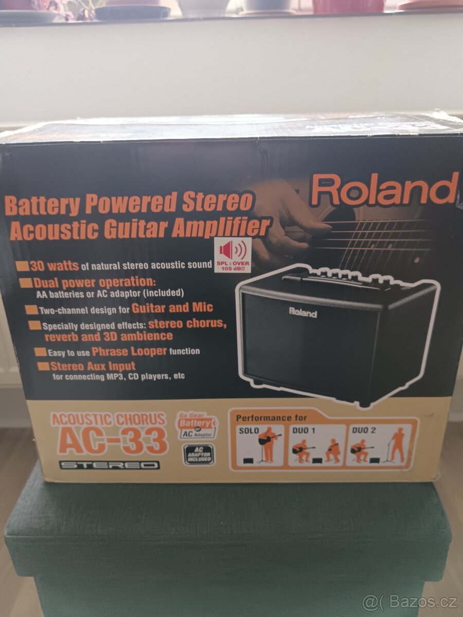 Roland AC-33 - 3