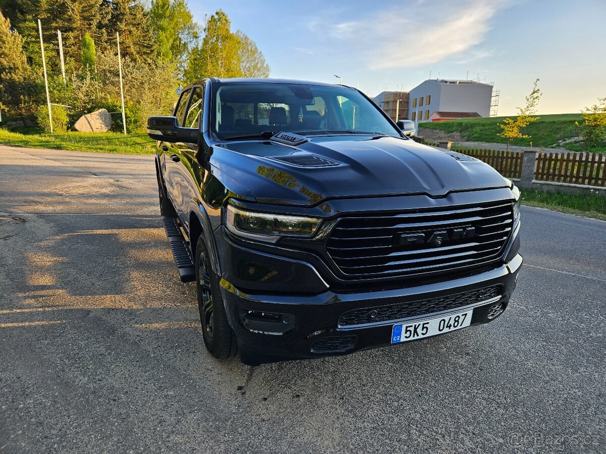 DODGE RAM 1500 Laramie 4x4 r.v.2020