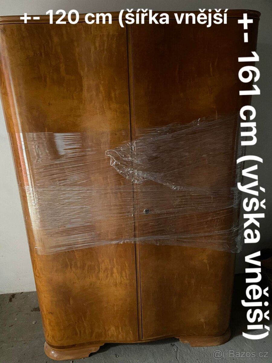 starožitná šatní skříň z 50 let - 3