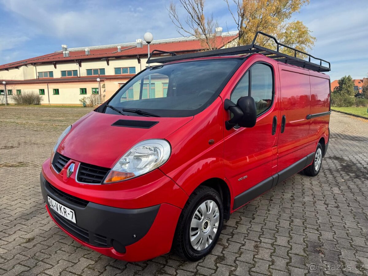 RENAULT TRAFIC 2.5DCI 107KW LONG 2X ŠOUPAČKY MOD.2008 - 3