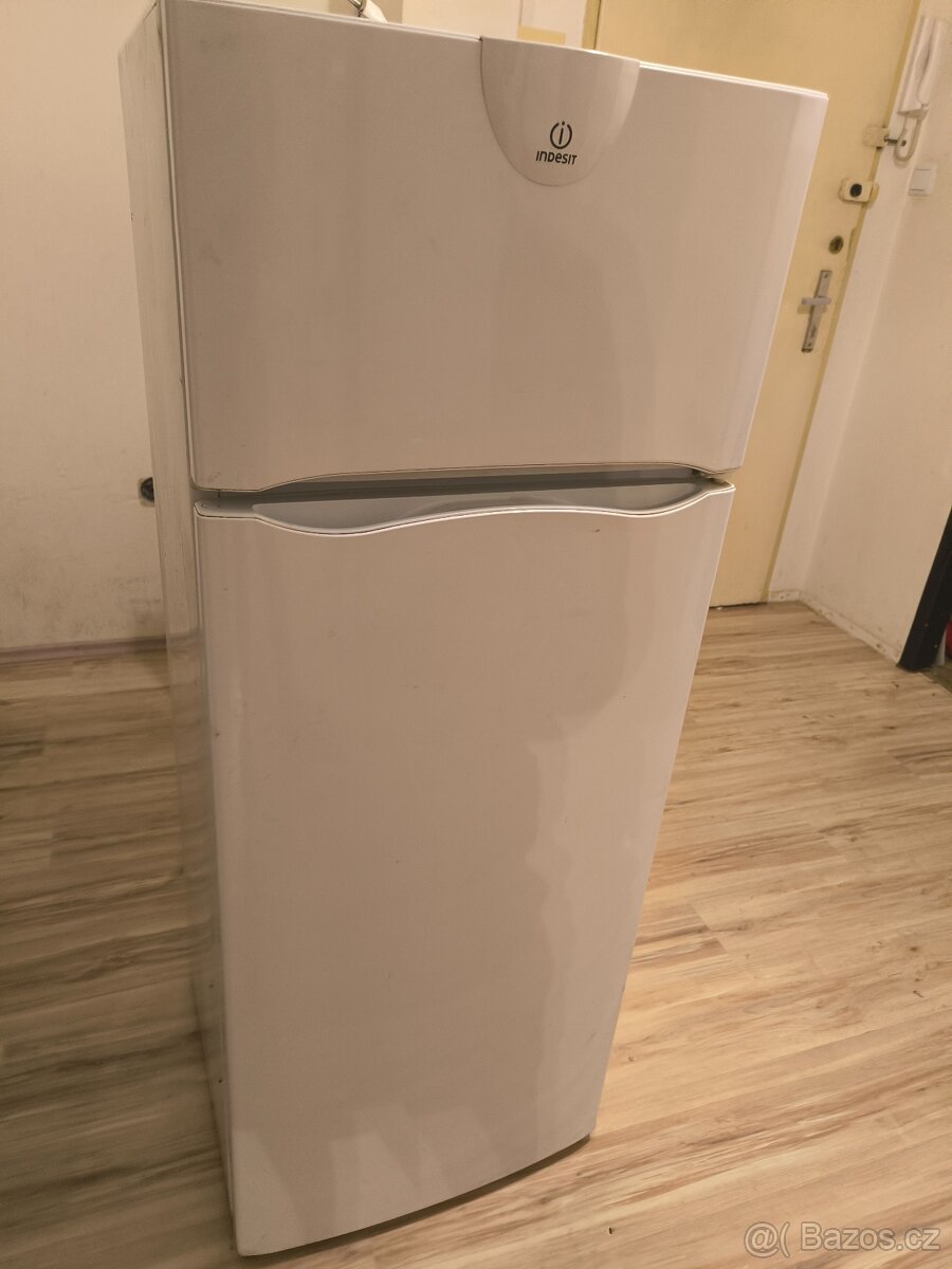 Lednice s mrazákem - 3