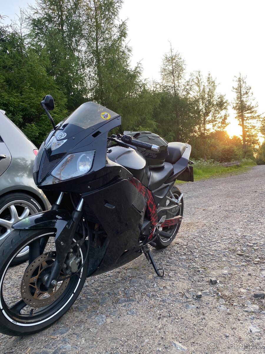 Daelim roadwin 125 - 3