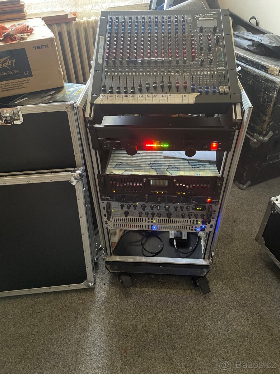 Prodám profi efektový rack s několika přístroji - 3