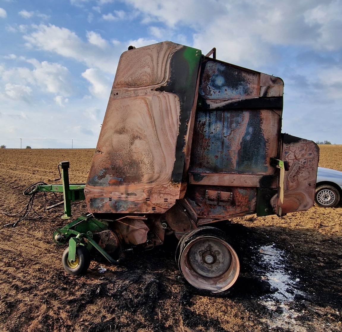 Prodám zbytky lisu John Deere 592 - 3