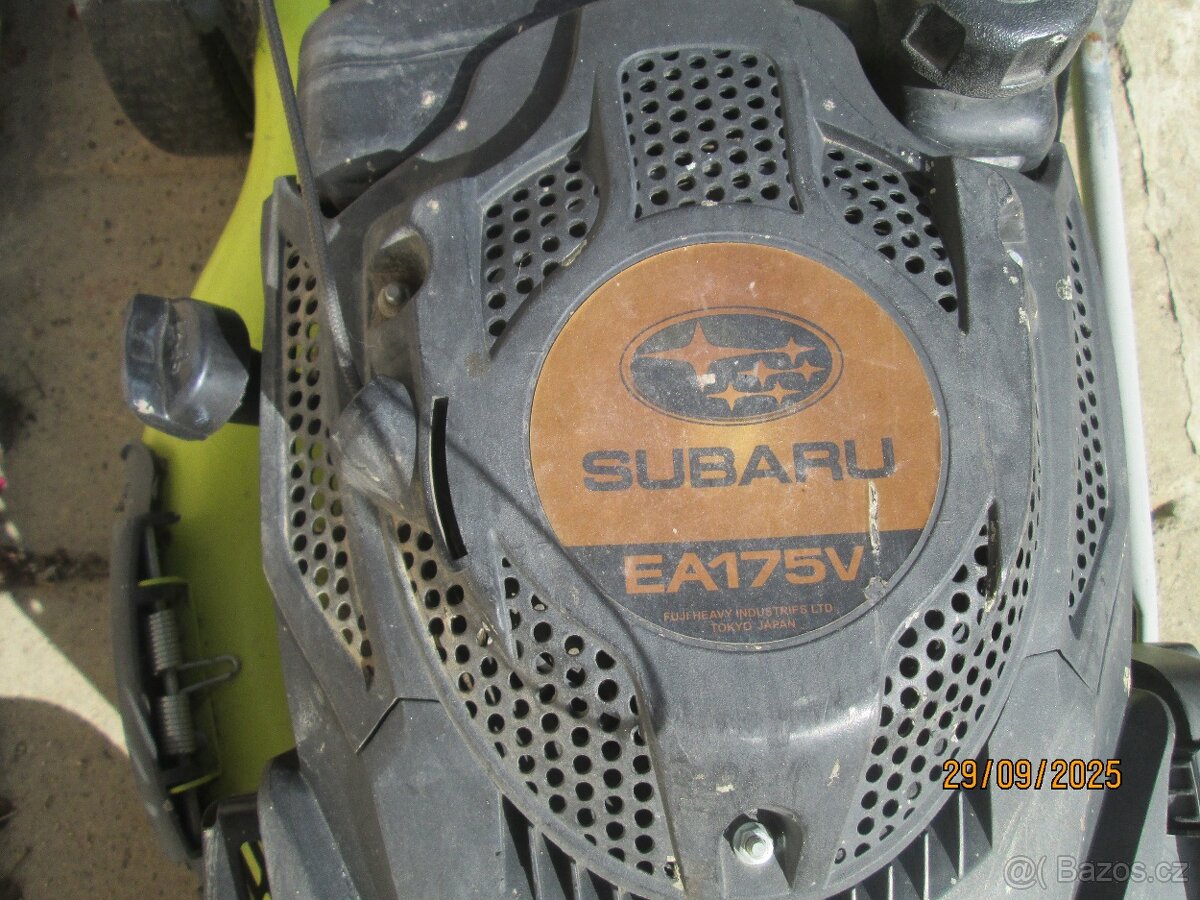 Prodám benzínovou sekačku Rioby motor Subaru - 3