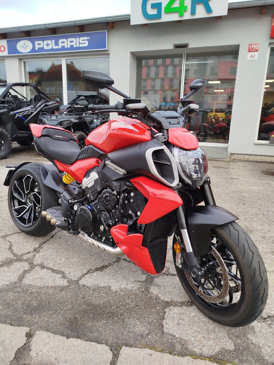 Ducati Diavel V4, ČR, TOVÁRNÍ ZÁRUKA, AKRAPOVIČ - 3