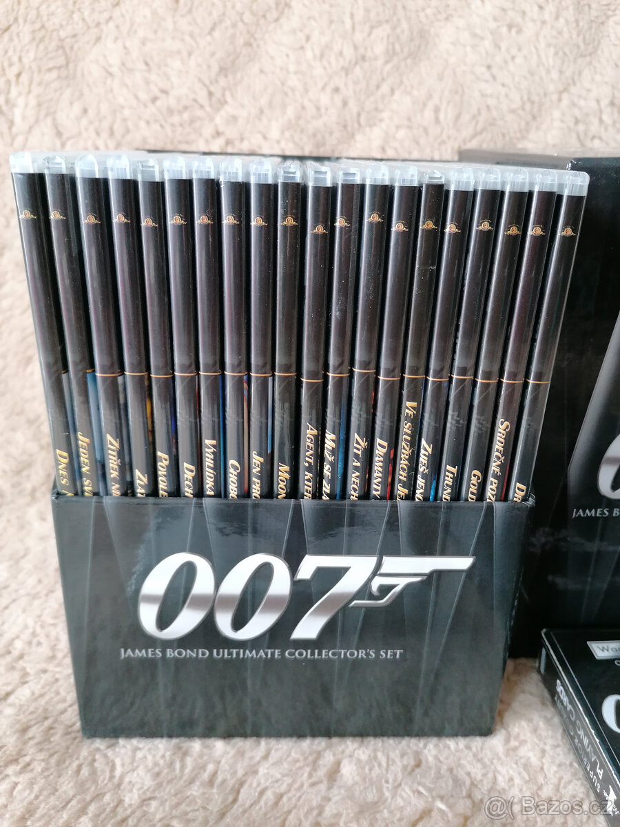 James Bond / Agent 007 sbírka 22 ks DVD + set karet na poker - 3