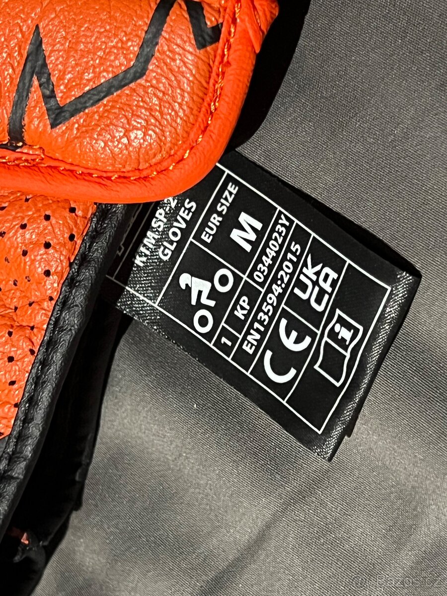 Nový věci dvakrát nošený. - 3