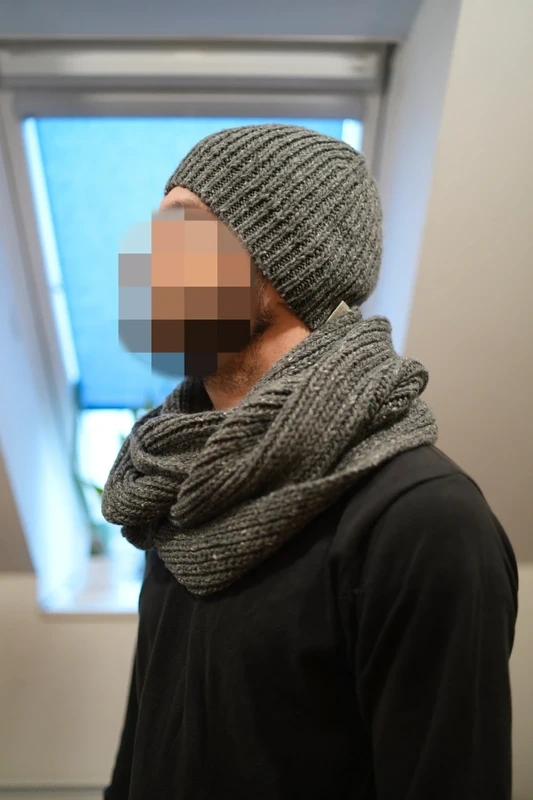 Čepice a šál – šedé, unisex - 3