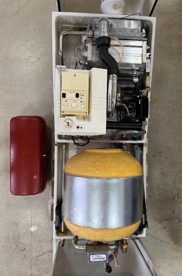 Buderus Logamax plus GB112-24T25 - 3