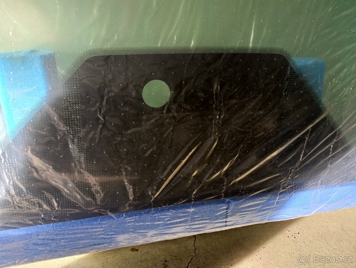 Ford transit courier čelní sklo - 3