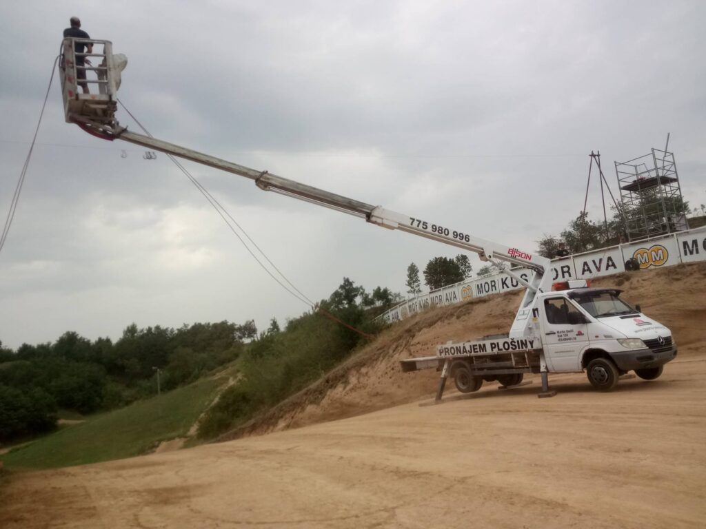 Pronájem plošin - 3