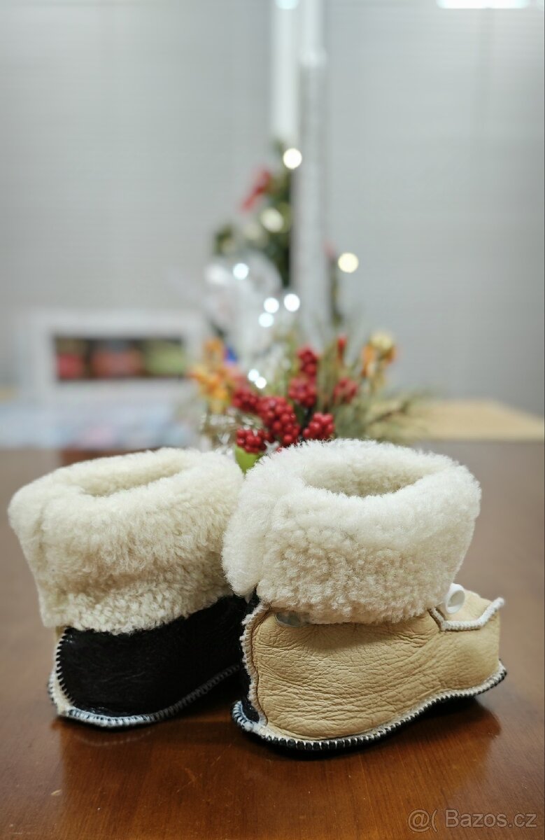 Set kožené rukavičky a botky s ovčí vlnou - 3