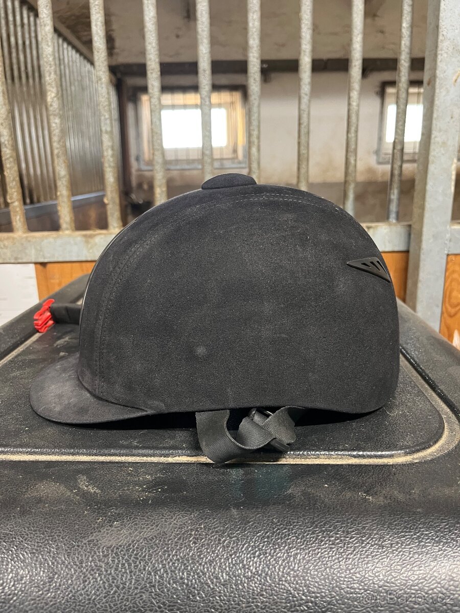 Jezdecká helma - 3