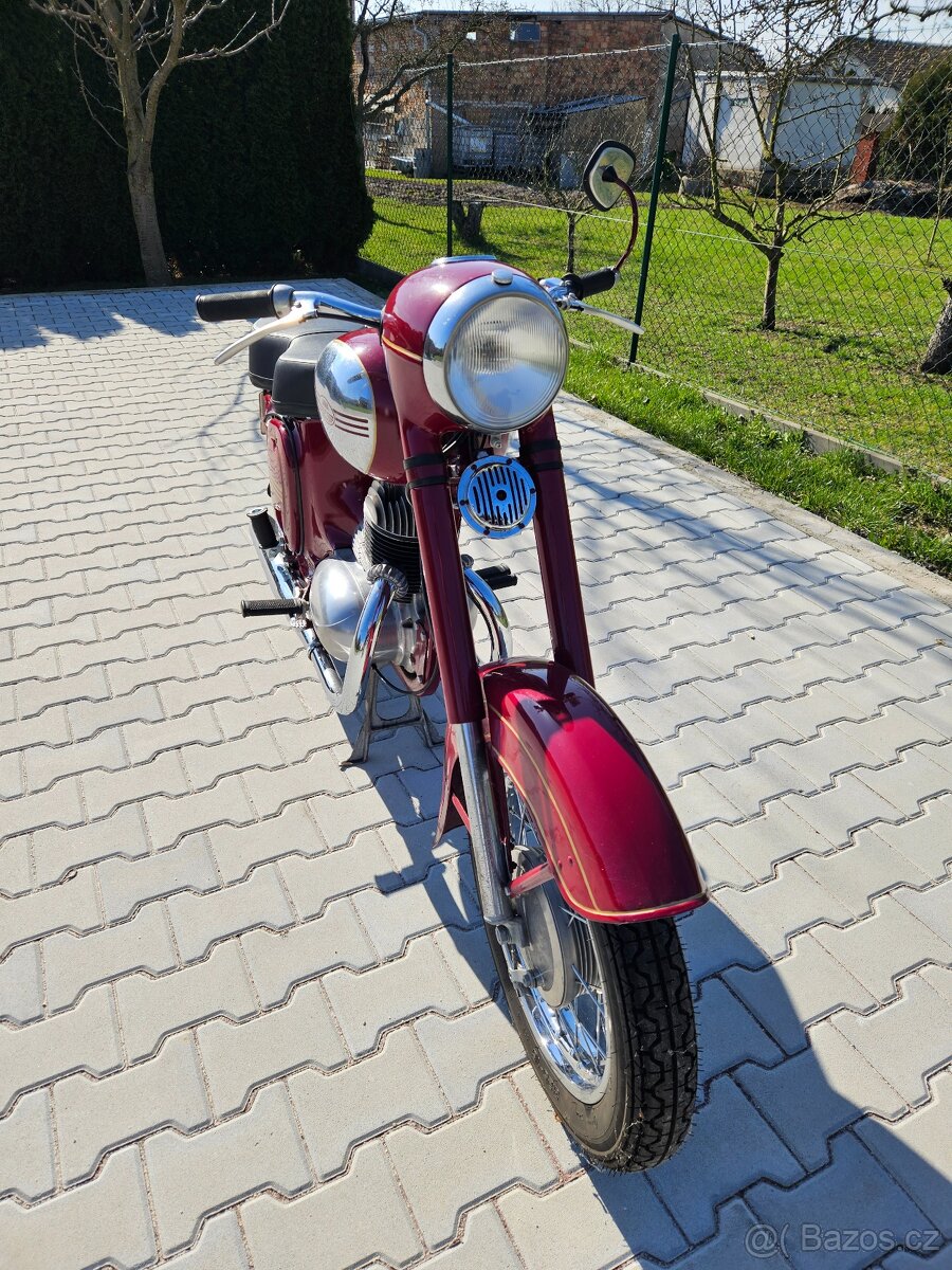 Jawa 250/353 - 3