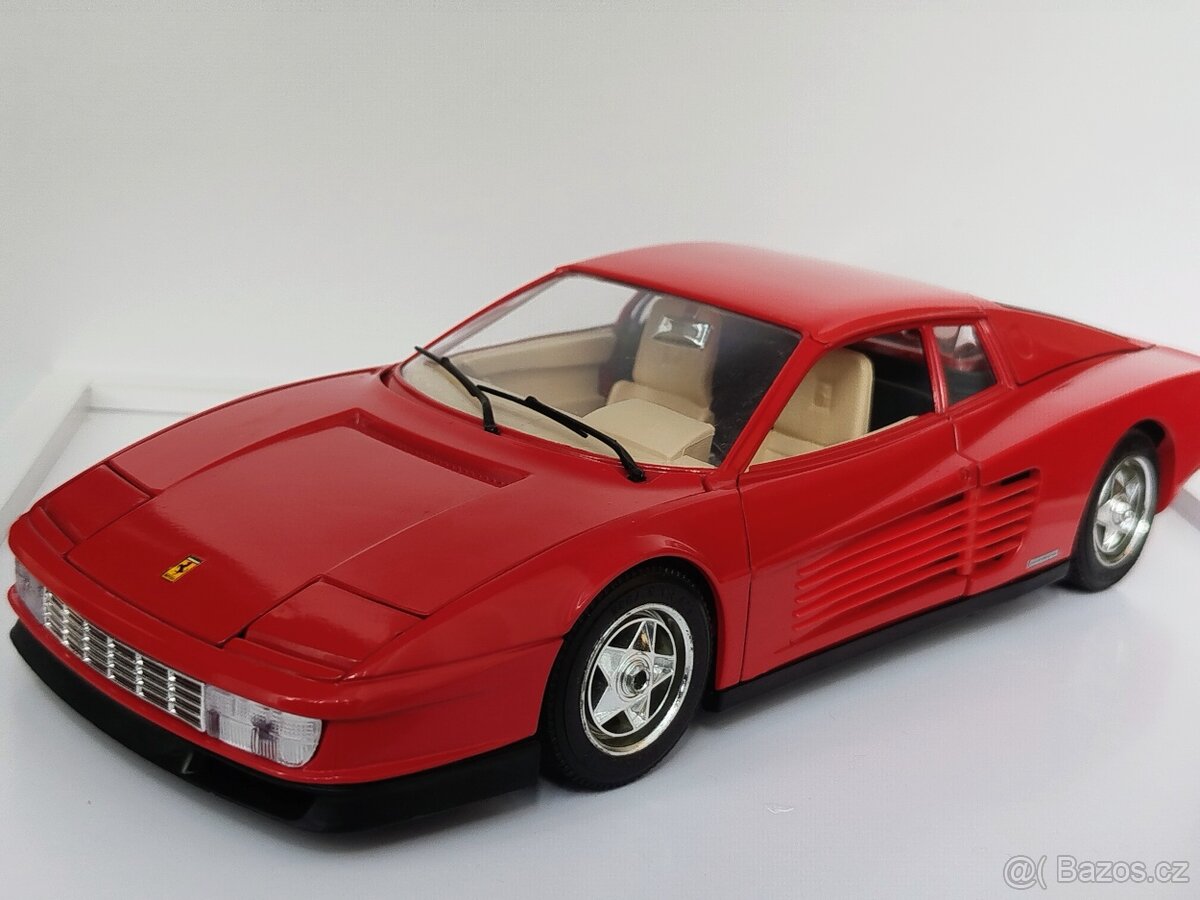 1:18 Ferrari Testarossa - 3