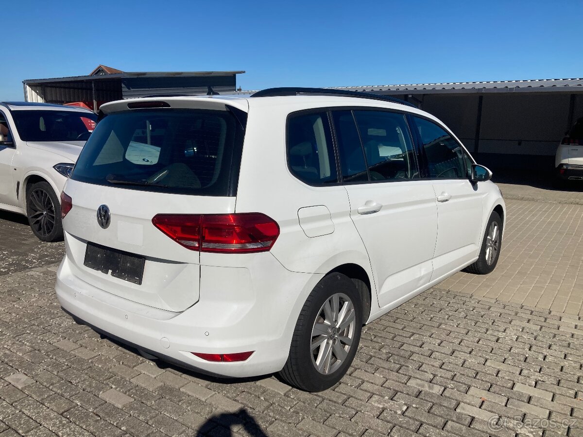 Volkswagen Touran 2.0 tdi comfortline dsg - 3