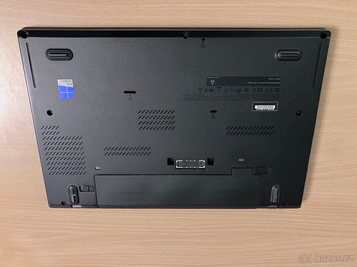 Lenovo T450s + dokovací stanice - 3