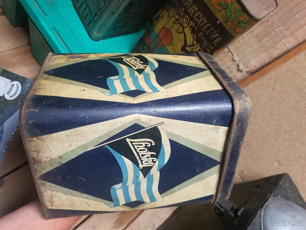 Staré Plechovky - 3