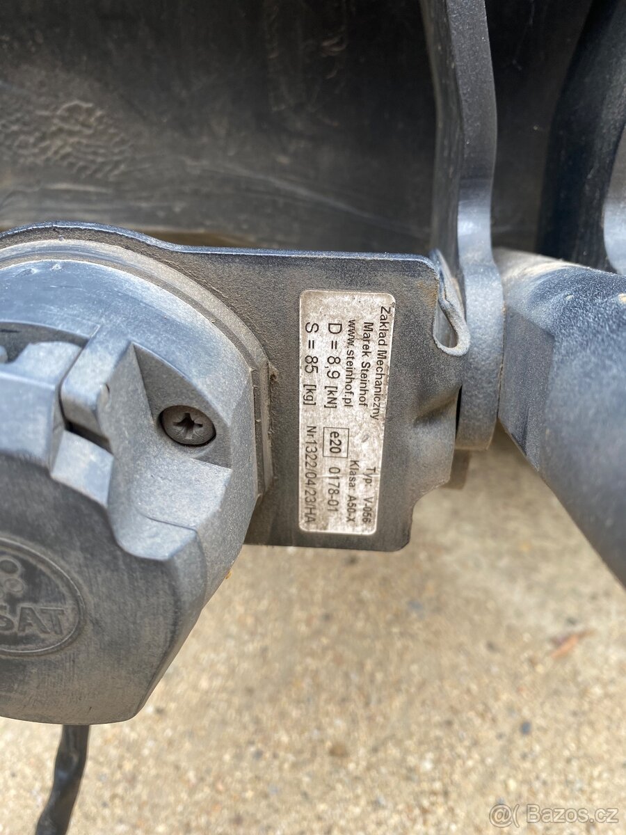 Tažné zařízení VW Golf 4 - 3