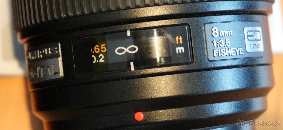 Olympus 8 Zuiko Digital 8 mm 1:3,5 profi - 3