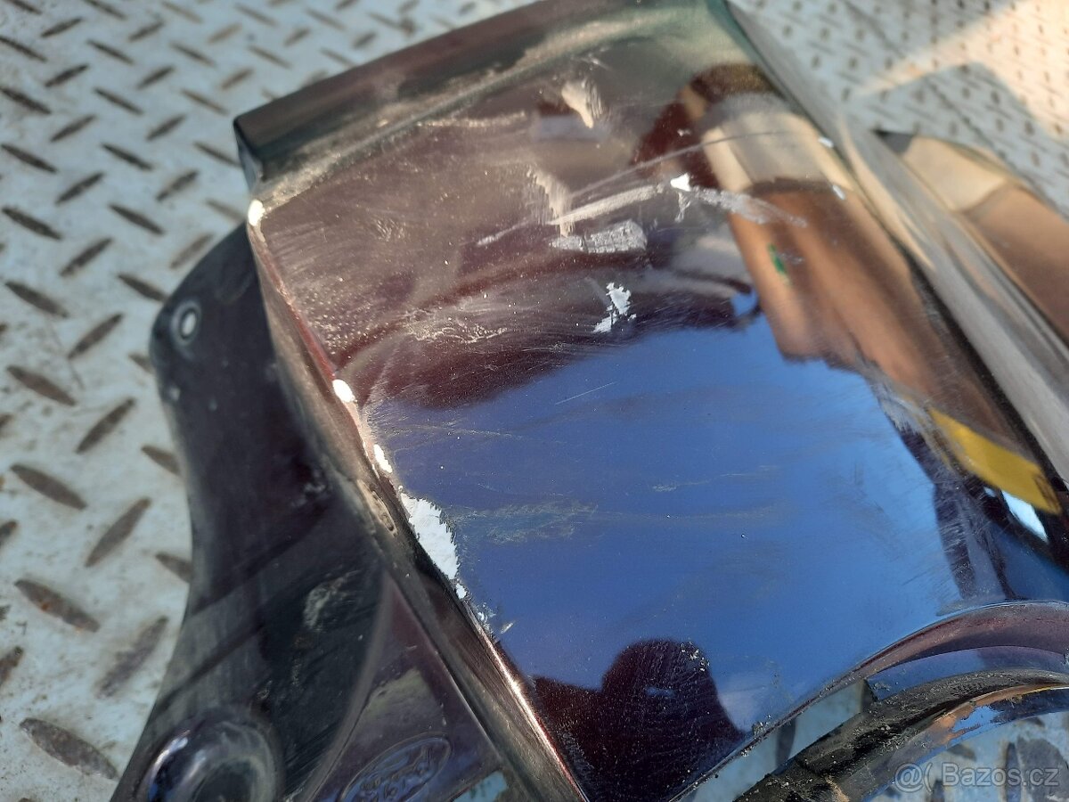 Pravá část zadního nárazníku Ford S-MAX - 3