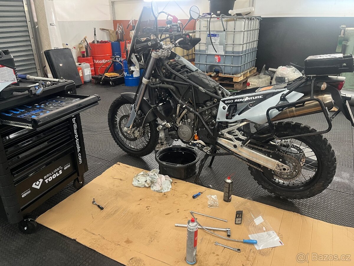 KTM 950 Adventure
