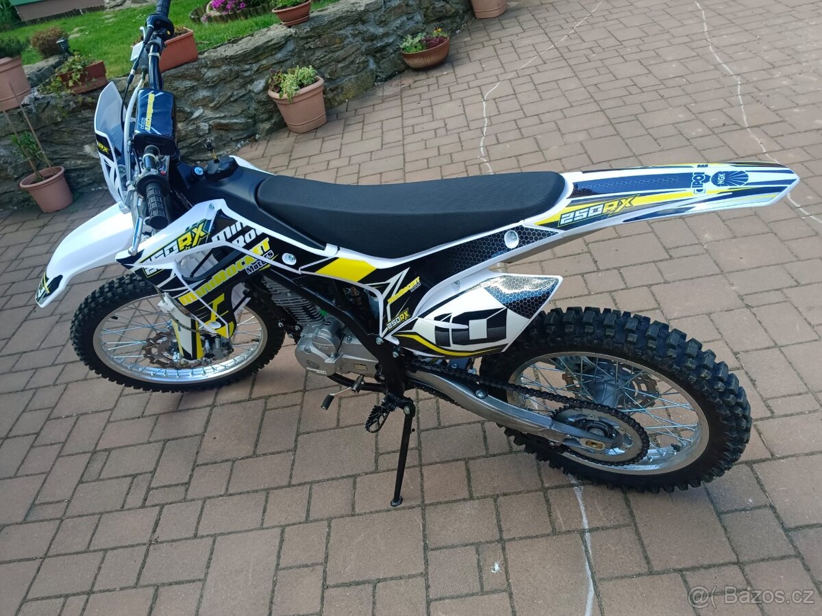 MiniRocket 250RX, kola 21/18