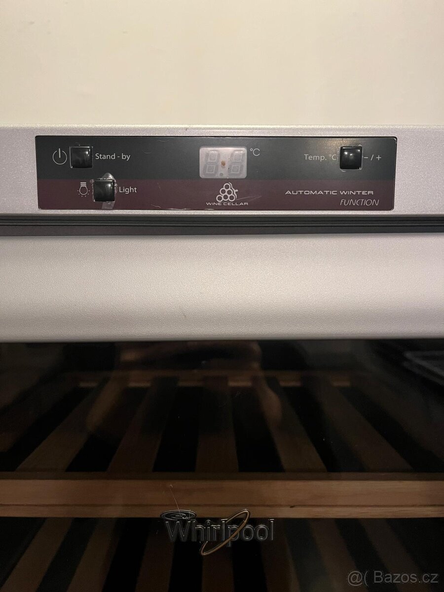 Vinotéka whirpool ww1600 - 3