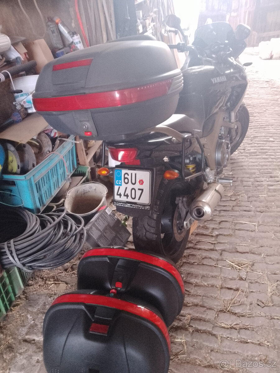 Yamaha NR08 900 TDM - 3