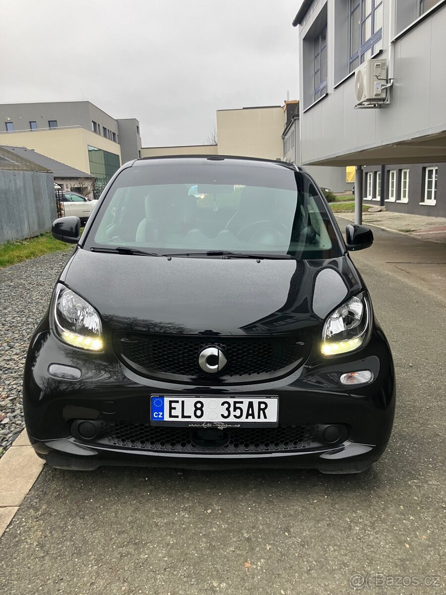 Smart fortwo EQ Kabrio EL 2018 automat - 3