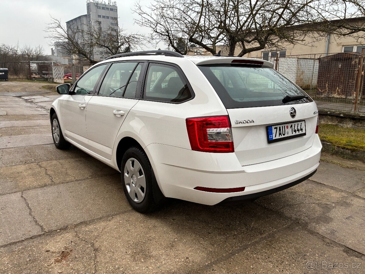 Škoda Octavia 1,6 TDI 85 Kw Ambition Plus - 3