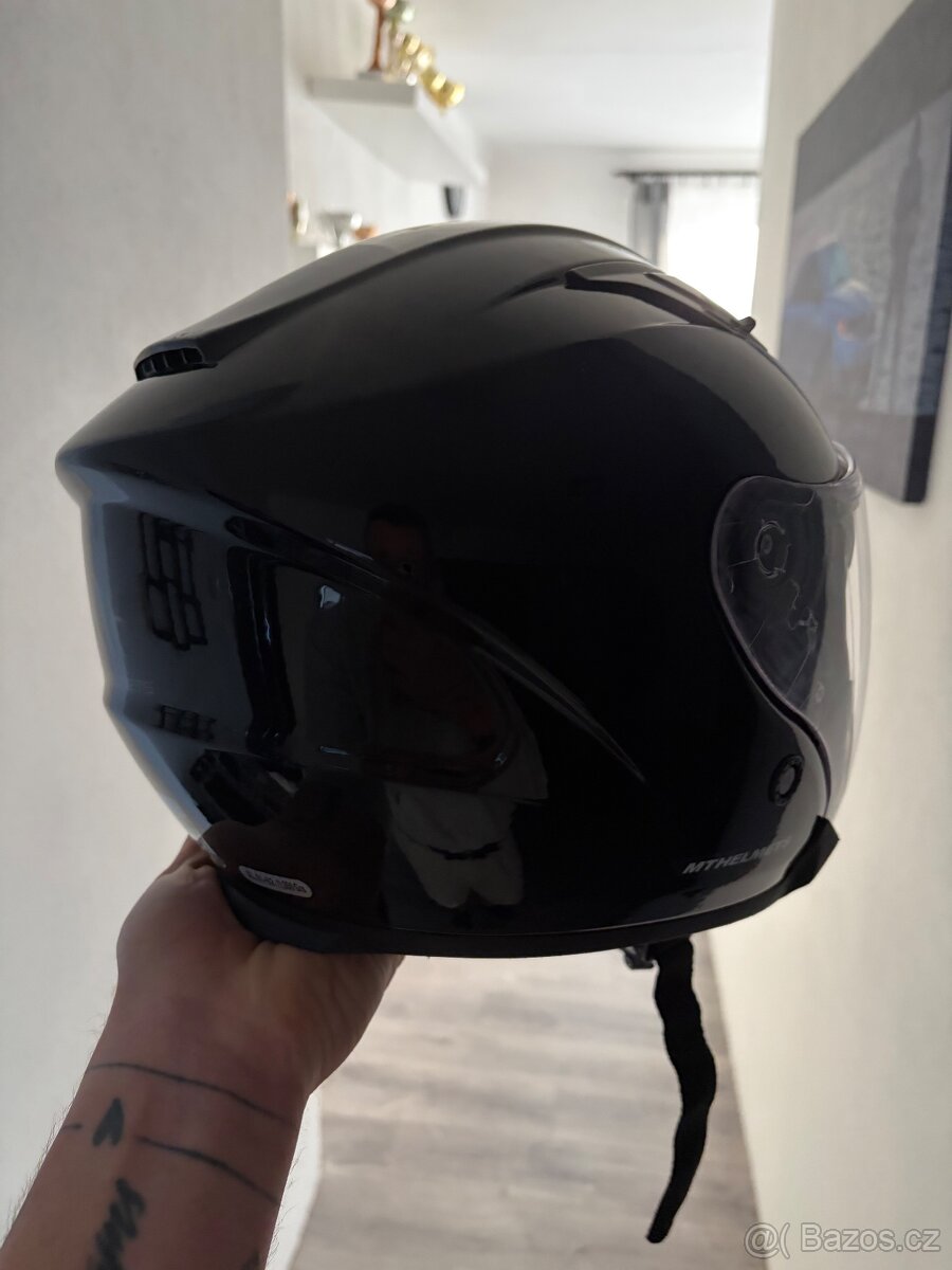 Helma MT Helmets velikost XL - 3