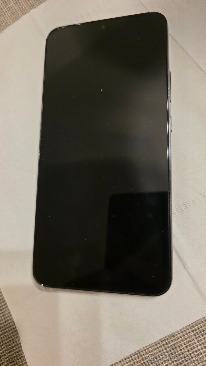 Samsung Galaxy S22 plus - 3