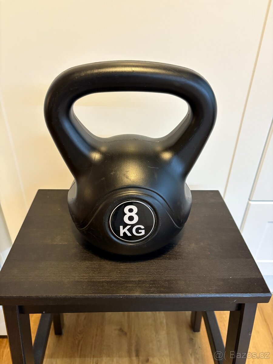 Kettlebell 8KG + 2x1kg činky - 3
