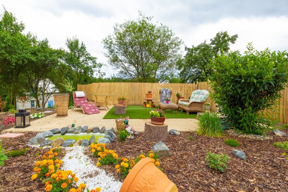 Prodej rodinného domu 358 m², pozemek 1 315 m² Slabce - 3