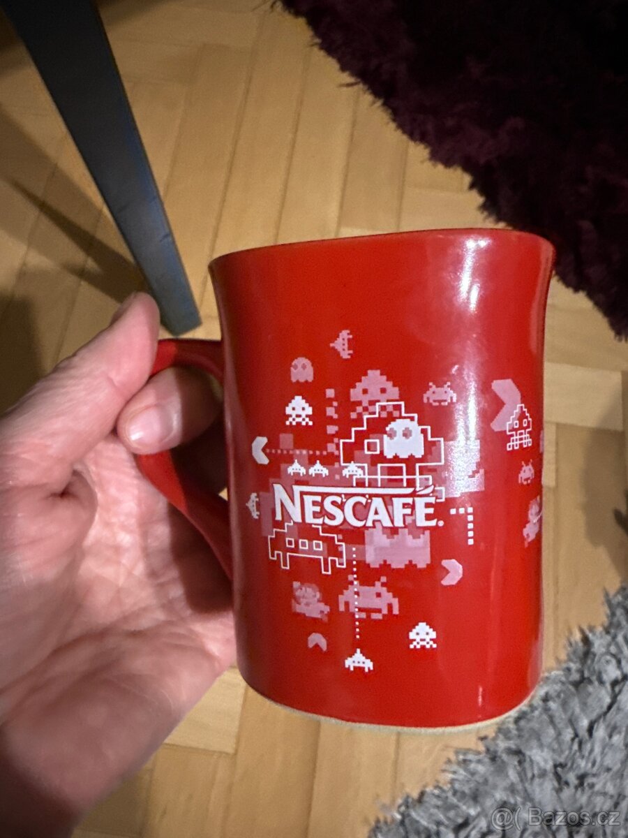 Nescafé hrnek sběratelský - 3