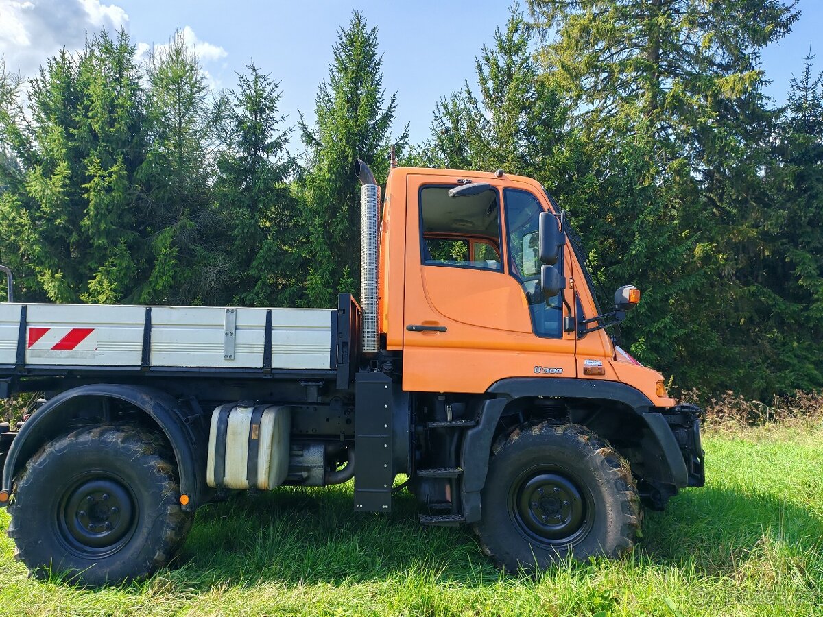 Mercedes Unimog U300 4x4