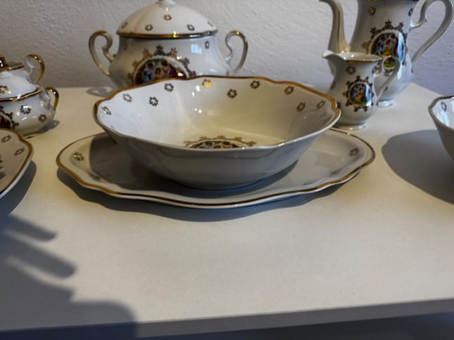 Celý porcelánový servis nádobí - 3