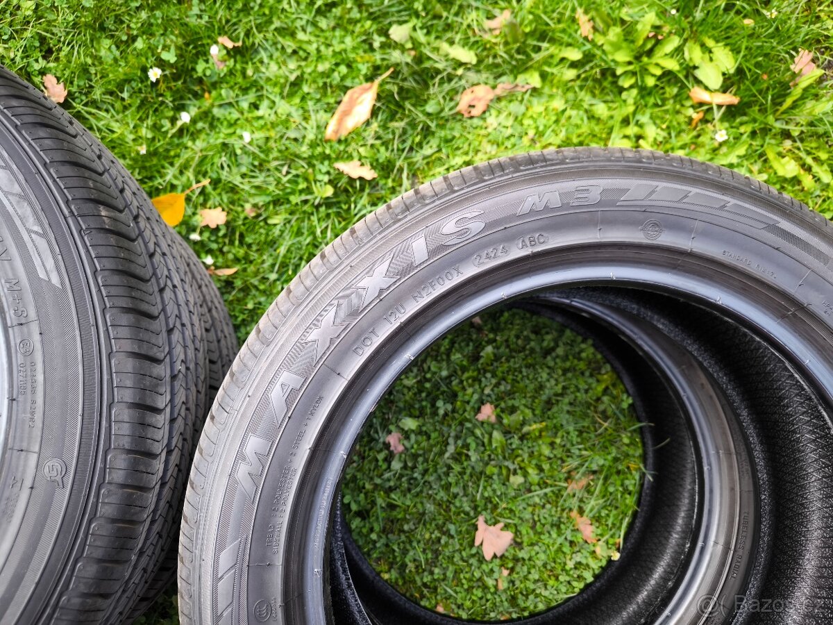 PRODÁM 4× letními pneu MAXXIS BRAVO HP-M3 - 215/55 R17 94V - 3