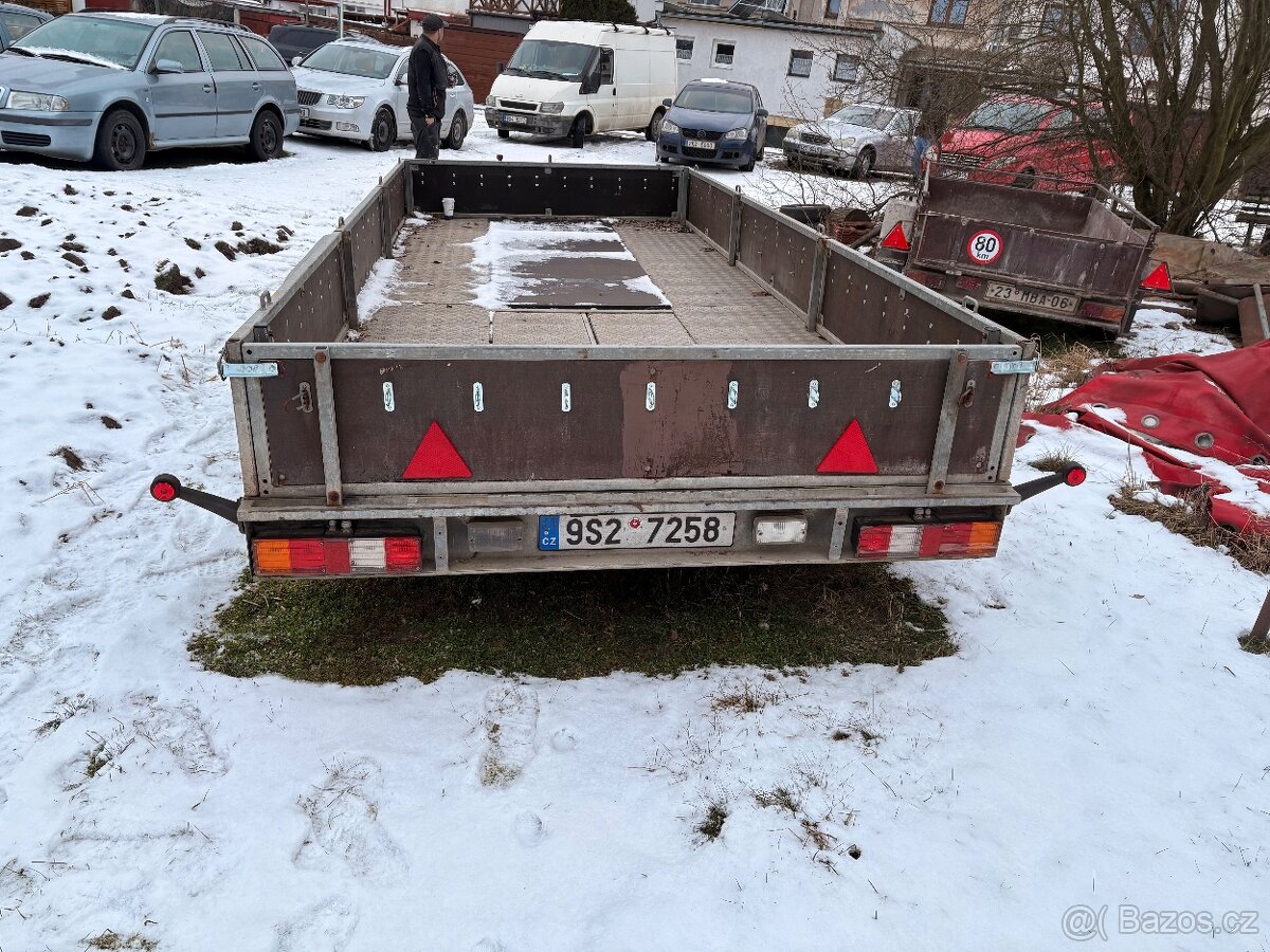 Nákladní přívěs - 3