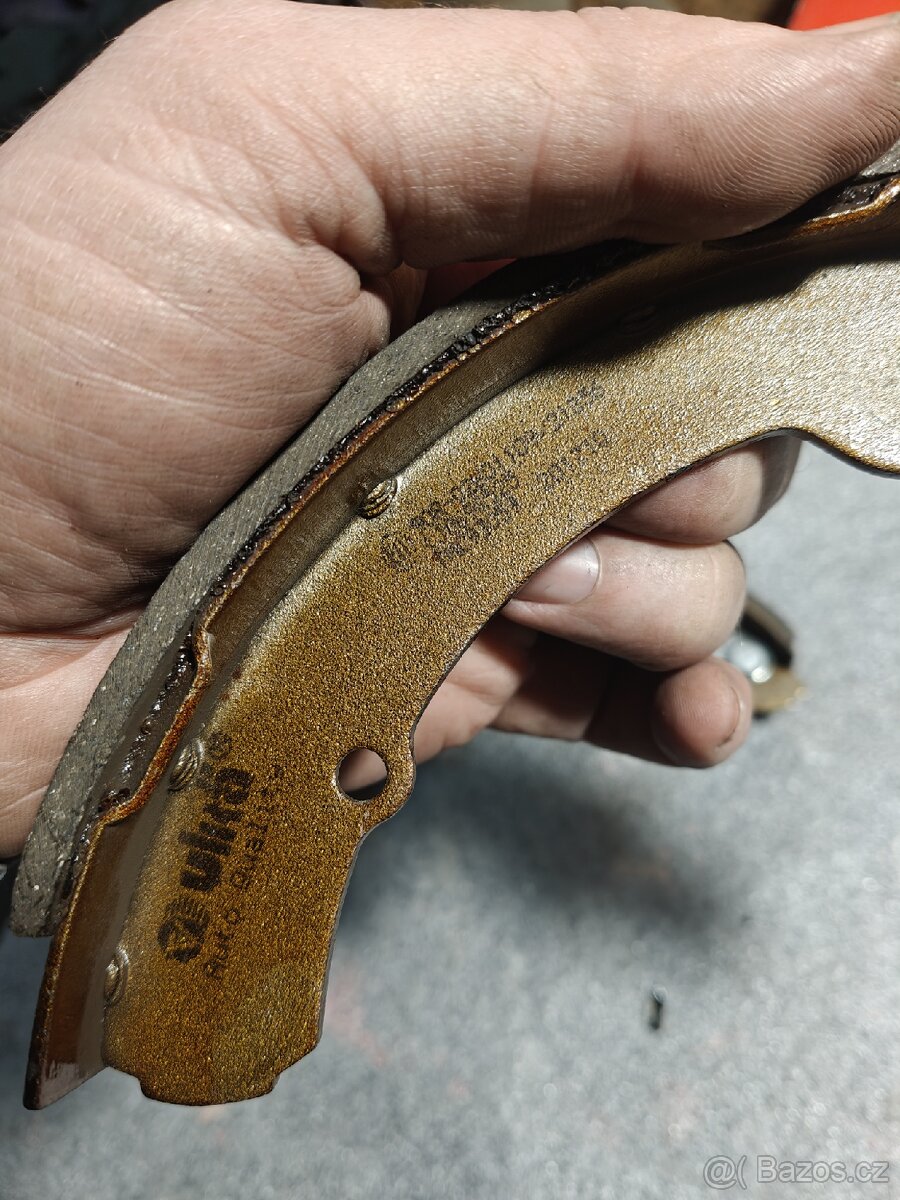 Brzdové čelisti na škoda octavia - 3