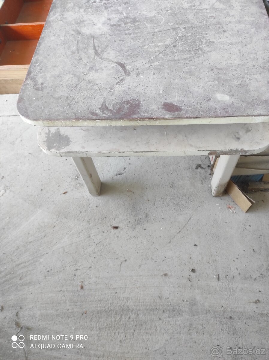 Retro kuchyňský stůl - 3