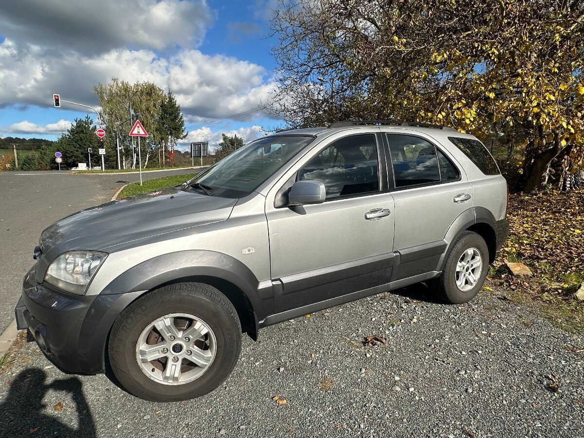 Kia Sorento 2.5 CRDI 103Kw 4x4 - 3