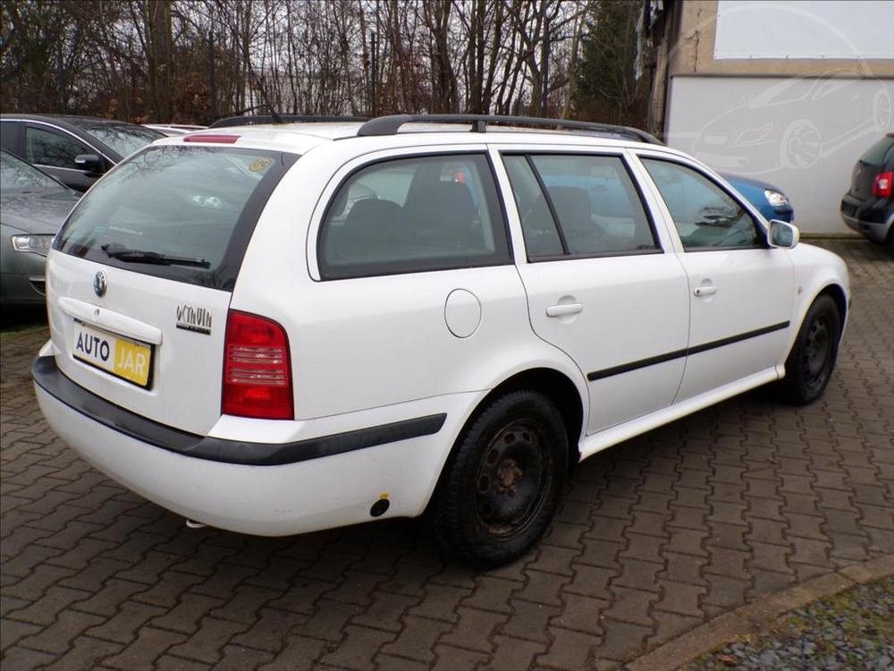 Škoda Octavia 1,6 i LPG - 3