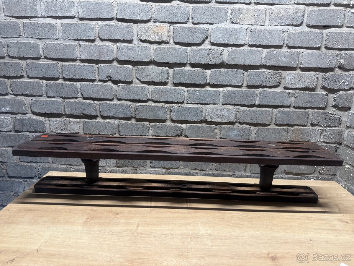 STAROŽITNÁ POLICE - 3