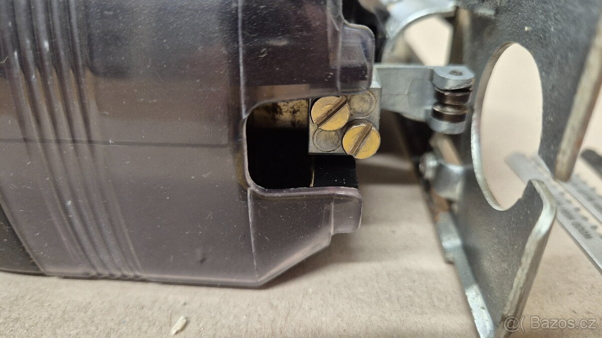 Prodám přímočarou pilu Black&Decker - 3