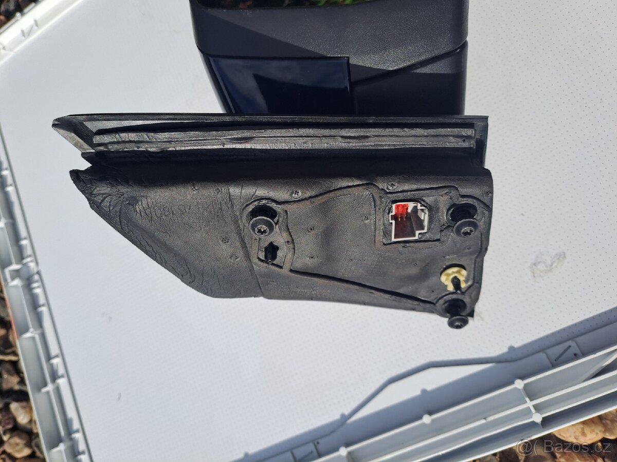 Pravé zrcátko ford c-max - 3