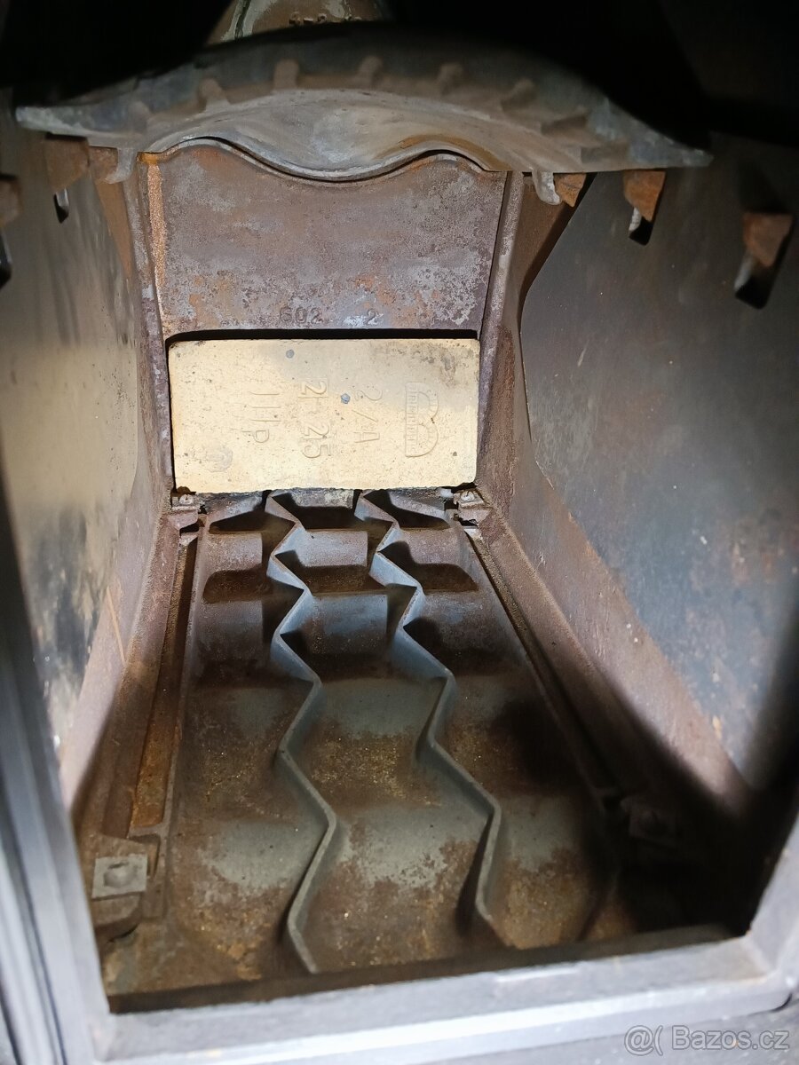 Litinová kamna jotul 602 - 3