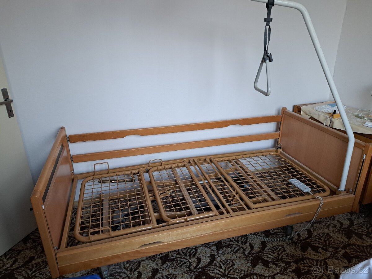 Polohovatelná postel - 3